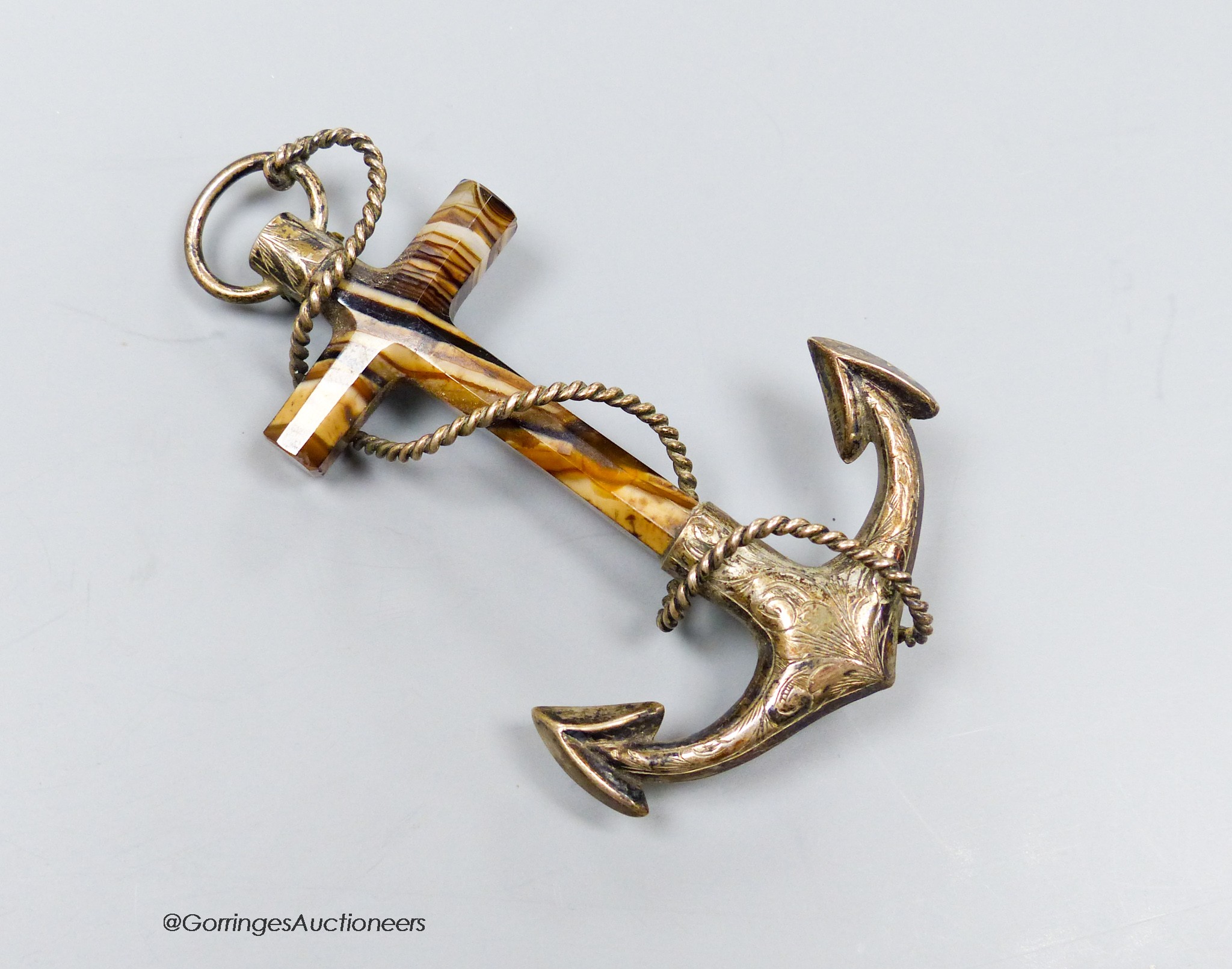 A white metal mounted agate anchor pendant brooch, 85mm.